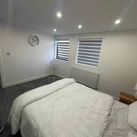 Ah Livings Apartment London Exterior photo