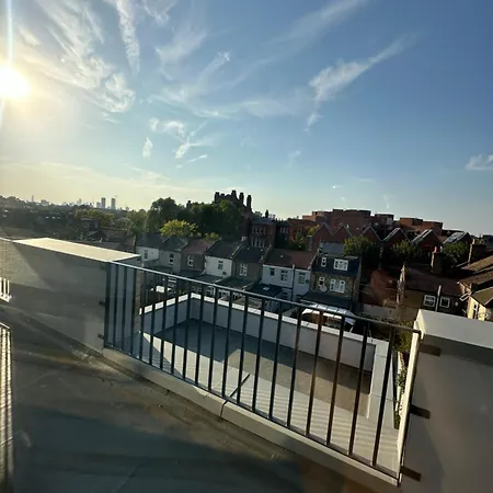 Ah Livings Apartment London Exterior photo