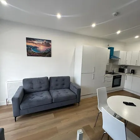 Ah Livings Apartment London Exterior photo